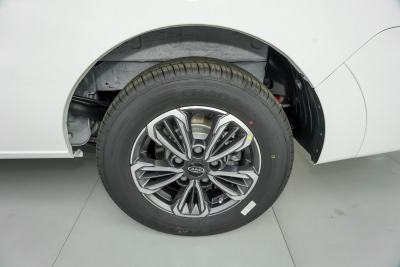 2023款 PLUS 1.8L 9座客运版CNG-外观-图片-有驾