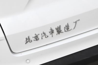 2025款 2.0L 自动长轴豪华型 7座-外观-图片-有驾