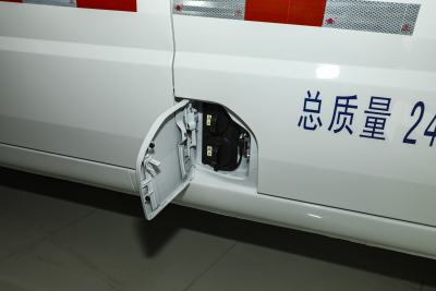 2022款 基本型封窗车2座鹏辉电池-外观-图片-有驾