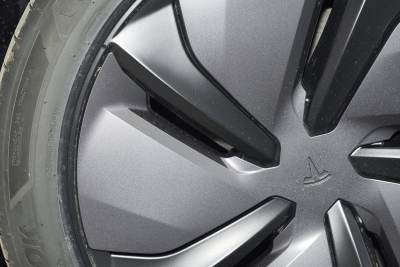 2026款 长续航全轮驱动版-外观-图片-有驾