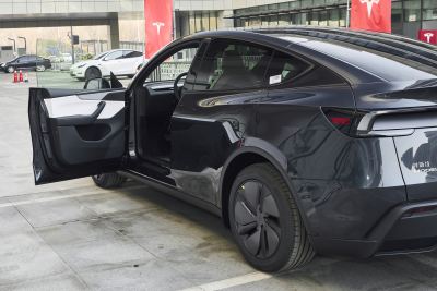 2026款 长续航全轮驱动版-外观-图片-有驾