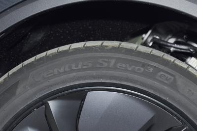 2026款 长续航全轮驱动版-外观-图片-有驾