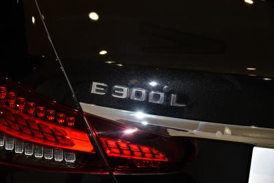 2023款 改款 E 300 L 运动尊贵型-外观-图片-有驾