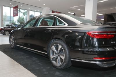 2022款 A8L 60 TFSIe quattro 典藏版-外观-图片-有驾