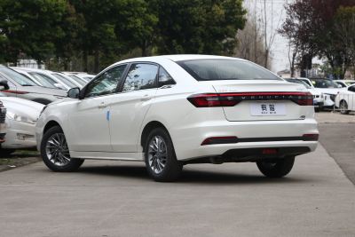 2023款 PLUS 1.6L XE CVT潮领版-外观-图片-有驾