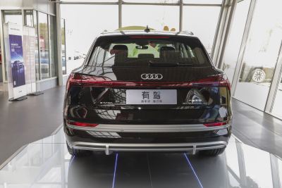 2021款 50 quattro 尊享型-外观-图片-有驾