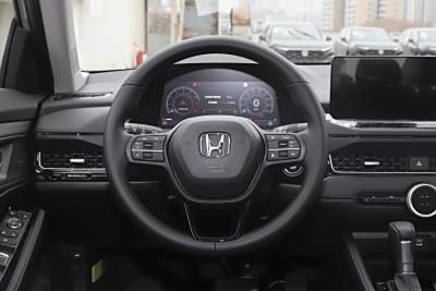 2025款 260TURBO 精英版-内饰-图片-有驾