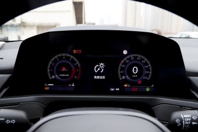 2025款 260TURBO 精英版-内饰-图片-有驾