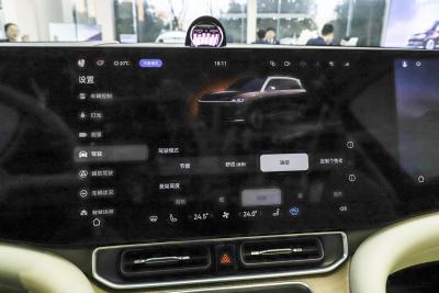 2025款 增程 Ultra版 52kWh 6座版-内饰-图片-有驾