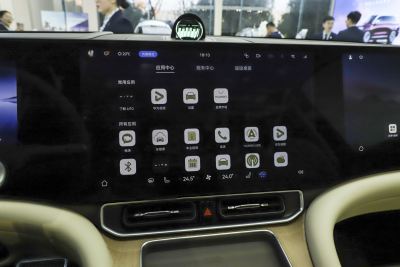 2025款 增程 Ultra版 52kWh 6座版-内饰-图片-有驾
