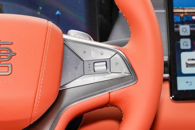 2025款 EV 670KM激光雷达旗舰型-内饰-图片-有驾