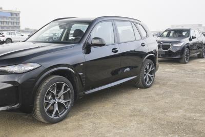 2026款 改款 xDrive 30Li 尊享型M运动曜夜套装-外观-图片-有驾