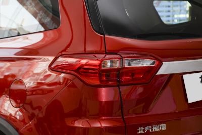 2022款 1.5L 手动舒适型 7座-外观-图片-有驾