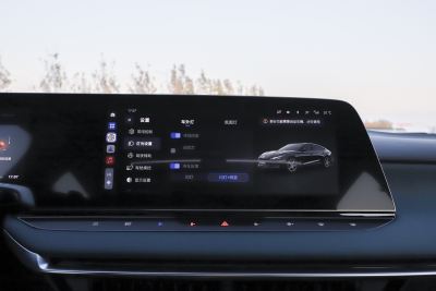 2025款 2.0T Trophy+ 超级运动版-内饰-图片-有驾