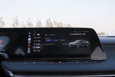 2025款 2.0T Trophy+ 超级运动版-内饰-图片-有驾