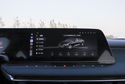 2025款 2.0T Trophy+ 超级运动版-内饰-图片-有驾