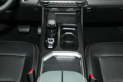 2024款 2.0T DCT尊贵型-内饰-图片-有驾