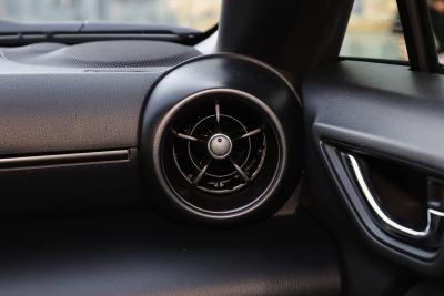 2025款 2.4L 自动版EyeSight STI Sport-内饰-图片-有驾