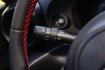 2025款 2.4L 自动版EyeSight STI Sport-内饰-图片-有驾