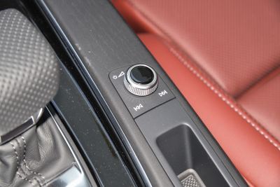 2025款 200万辆悦享版 40 TFSI 豪华动感型-内饰-图片-有驾