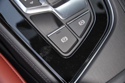 2025款 200万辆悦享版 40 TFSI 豪华动感型-内饰-图片-有驾