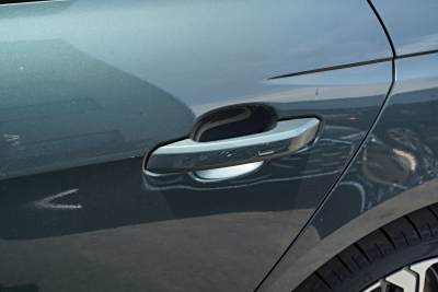 2025款 200万辆悦享版 40 TFSI 豪华动感型-外观-图片-有驾