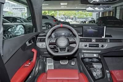 2025款 200万辆悦享版 40 TFSI 豪华动感型-内饰-图片-有驾