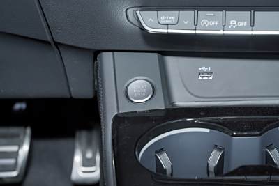 2025款 200万辆悦享版 40 TFSI 豪华动感型-内饰-图片-有驾