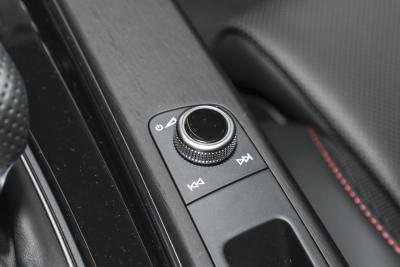 2025款 200万辆悦享版 40 TFSI 豪华动感型-内饰-图片-有驾 2025款 200万辆悦享版 40 TFSI 豪华动感型-内饰-图片-有驾