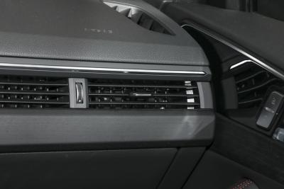 2025款 200万辆悦享版 40 TFSI 豪华动感型-内饰-图片-有驾 2025款 200万辆悦享版 40 TFSI 豪华动感型-内饰-图片-有驾