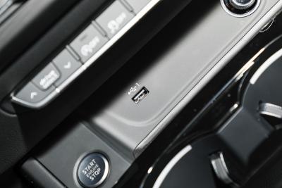 2025款 200万辆悦享版 40 TFSI 豪华动感型-内饰-图片-有驾 2025款 200万辆悦享版 40 TFSI 豪华动感型-内饰-图片-有驾
