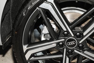 2025款 200万辆悦享版 40 TFSI 豪华动感型-外观-图片-有驾 2025款 200万辆悦享版 40 TFSI 豪华动感型-外观-图片-有驾
