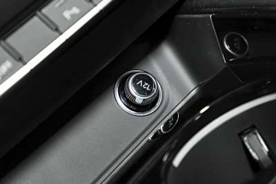 2025款 200万辆悦享版 40 TFSI 豪华动感型-内饰-图片-有驾