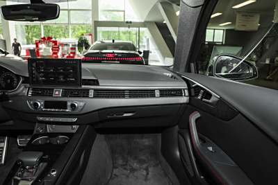 2025款 200万辆悦享版 40 TFSI 豪华动感型-内饰-图片-有驾