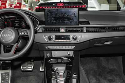 2025款 200万辆悦享版 40 TFSI 豪华动感型-内饰-图片-有驾