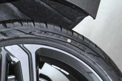 2025款 200万辆悦享版 40 TFSI 豪华动感型-外观-图片-有驾 2025款 200万辆悦享版 40 TFSI 豪华动感型-外观-图片-有驾