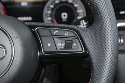 2025款 200万辆悦享版 40 TFSI 豪华动感型-内饰-图片-有驾 2025款 200万辆悦享版 40 TFSI 豪华动感型-内饰-图片-有驾