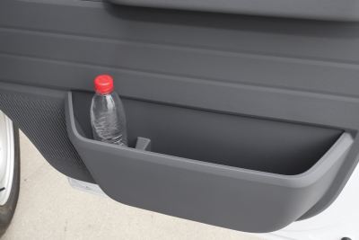 2024款 300KM 舒适型客车版 75kW-空间-图片-有驾