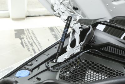 2024款 M4双门轿跑车 雷霆版-外观-图片-有驾