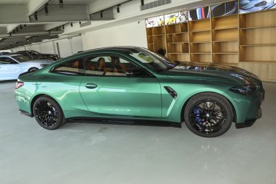 2024款 M4双门轿跑车 雷霆版-外观-图片-有驾