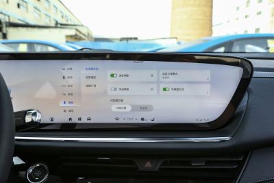 2025款 昂科威Plus 28T 四驱白金版-内饰-图片-有驾