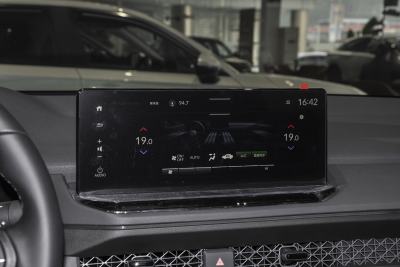 2025款 260TURBO 豪华版-内饰-图片-有驾