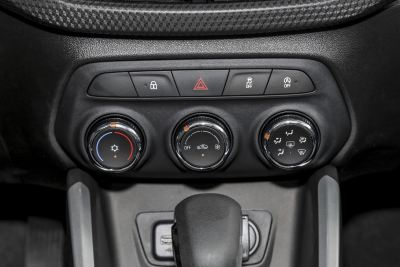 2021款 Redline 325T 自动欣耀版-内饰-图片-有驾