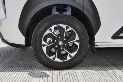 2025款 多功能PRO版 2.0T 自动短轴低顶-外观-图片-有驾