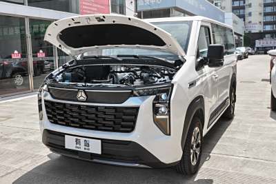 2025款 多功能PRO版 2.0T 自动短轴低顶-外观-图片-有驾