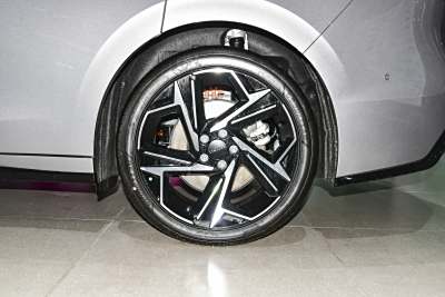 2026款 126长续航 Ultra-外观-图片-有驾