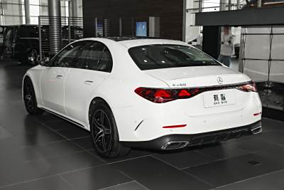 2025款 改款 E 260 运动版-外观-图片-有驾
