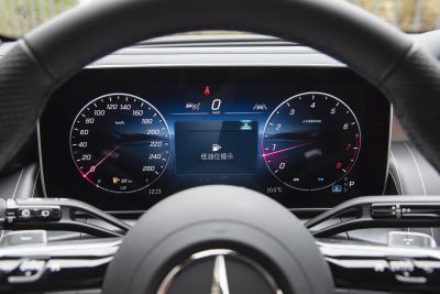 2025款 改款 GLC 300 L 4MATIC 豪华型 7座-内饰-图片-有驾