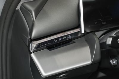2025款 530Li 领先型 M运动套装-内饰-图片-有驾