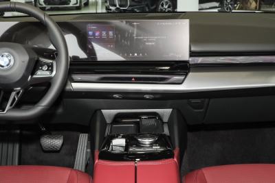 2025款 530Li 领先型 M运动套装-内饰-图片-有驾